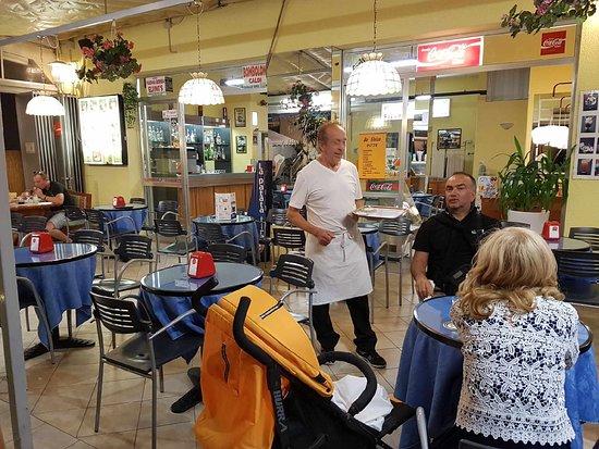 ElVino's Cattolica Bar & Restaurant